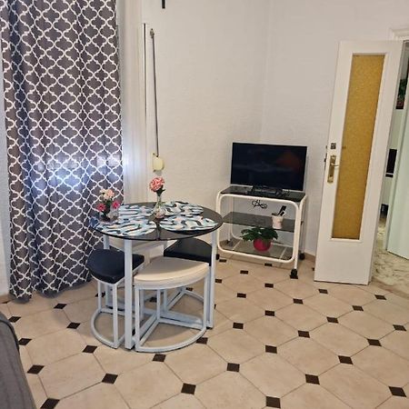 Wish Suite Dolores Leon De Triana Севілья Екстер'єр фото
