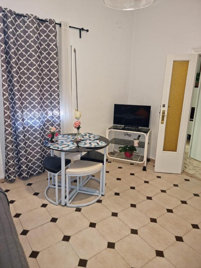 Wish Suite Dolores Leon De Triana Севілья Екстер'єр фото